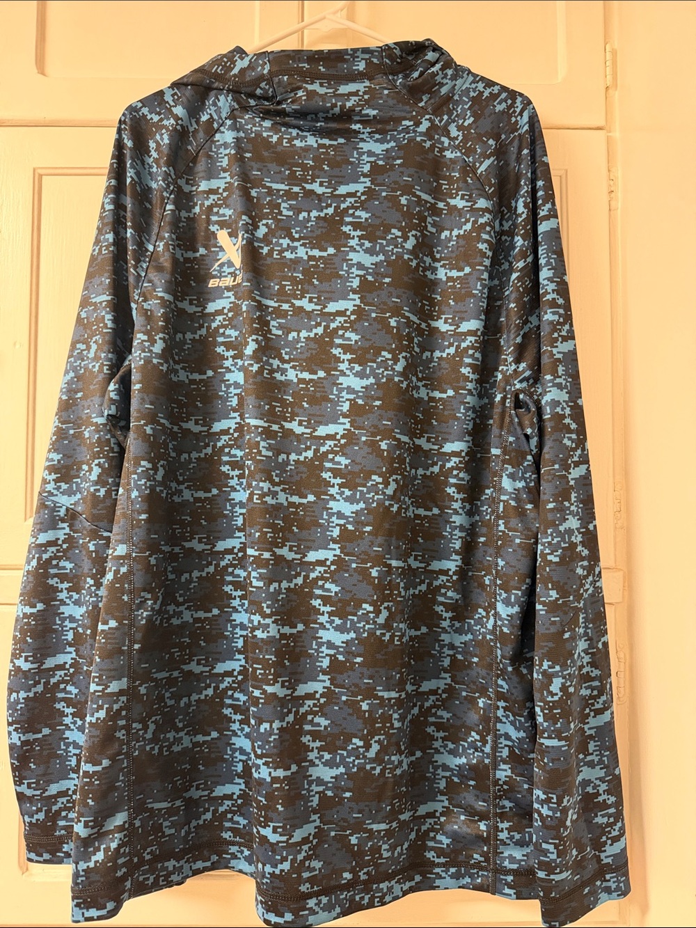 Bauer FLC Warmth Long Sleeves Tech Tee Men's Digital Camo Hoodie - Black & Blue